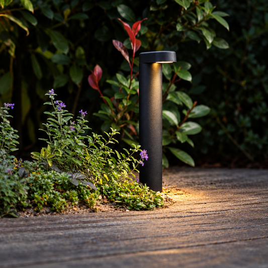 Oskar 1.5W Black Downlight Post LUDECO